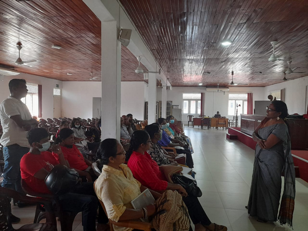 A technical training program on food packaging in Homagama.(2022-11-23) 